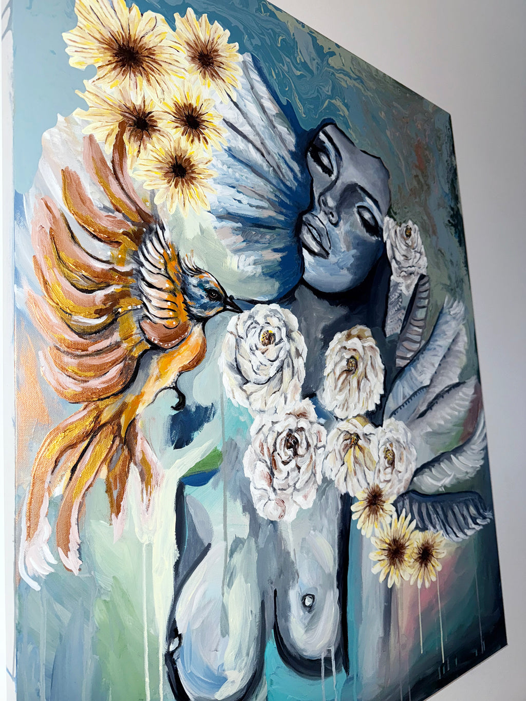 Handmålad tavla – Free | Harmonisk kraft i brons & pastell